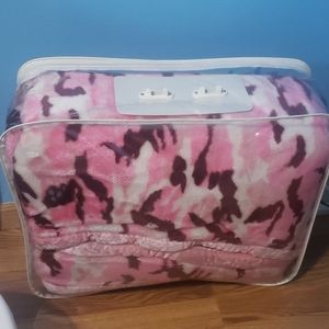 Pink Camo zebra print reversible mink blanket